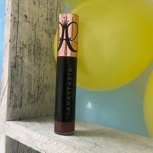 Magic Touch Medium to Full Coverage Concealer 25